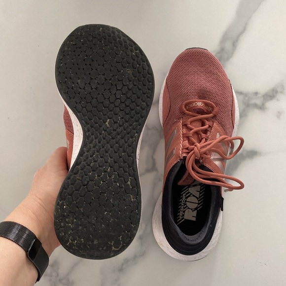 EUC Womens side 8.5 new Balance sneakers - Picture 6 of 16